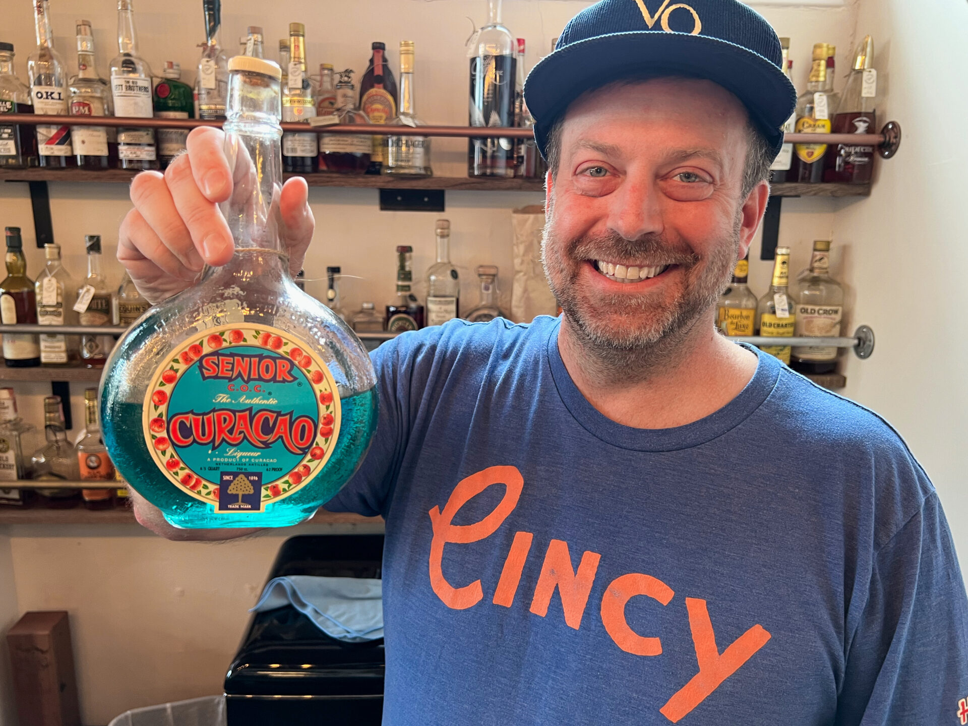 brad-bonds-vintage-distilled-spirits-covington-cincinnati-usa_foto-ralf-johnen Brad Bonds, Eigentüner des Revival Bottle Shop in Covington, Kentucky