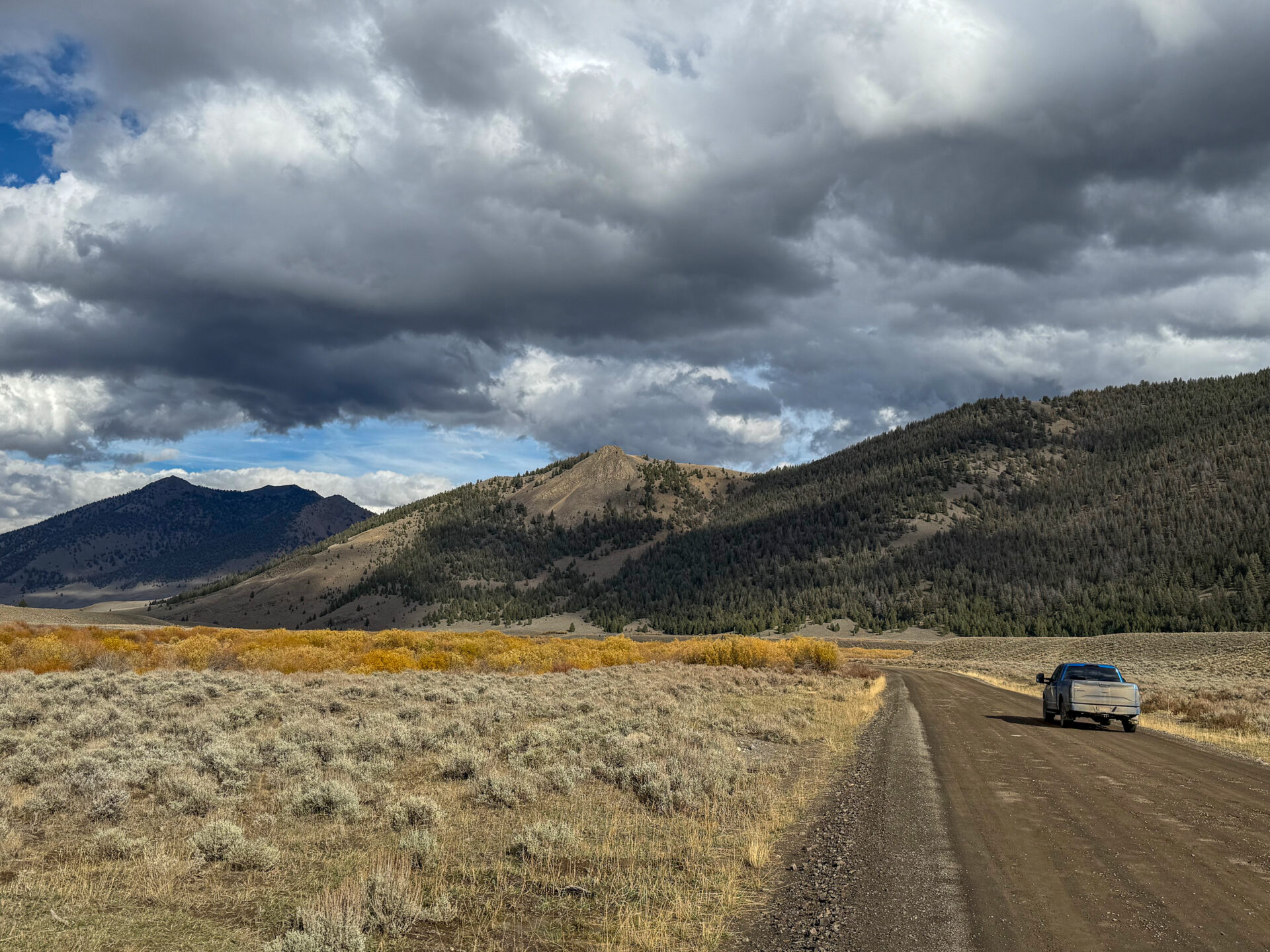 Schotterpiste nach Ketchum in Idaho 