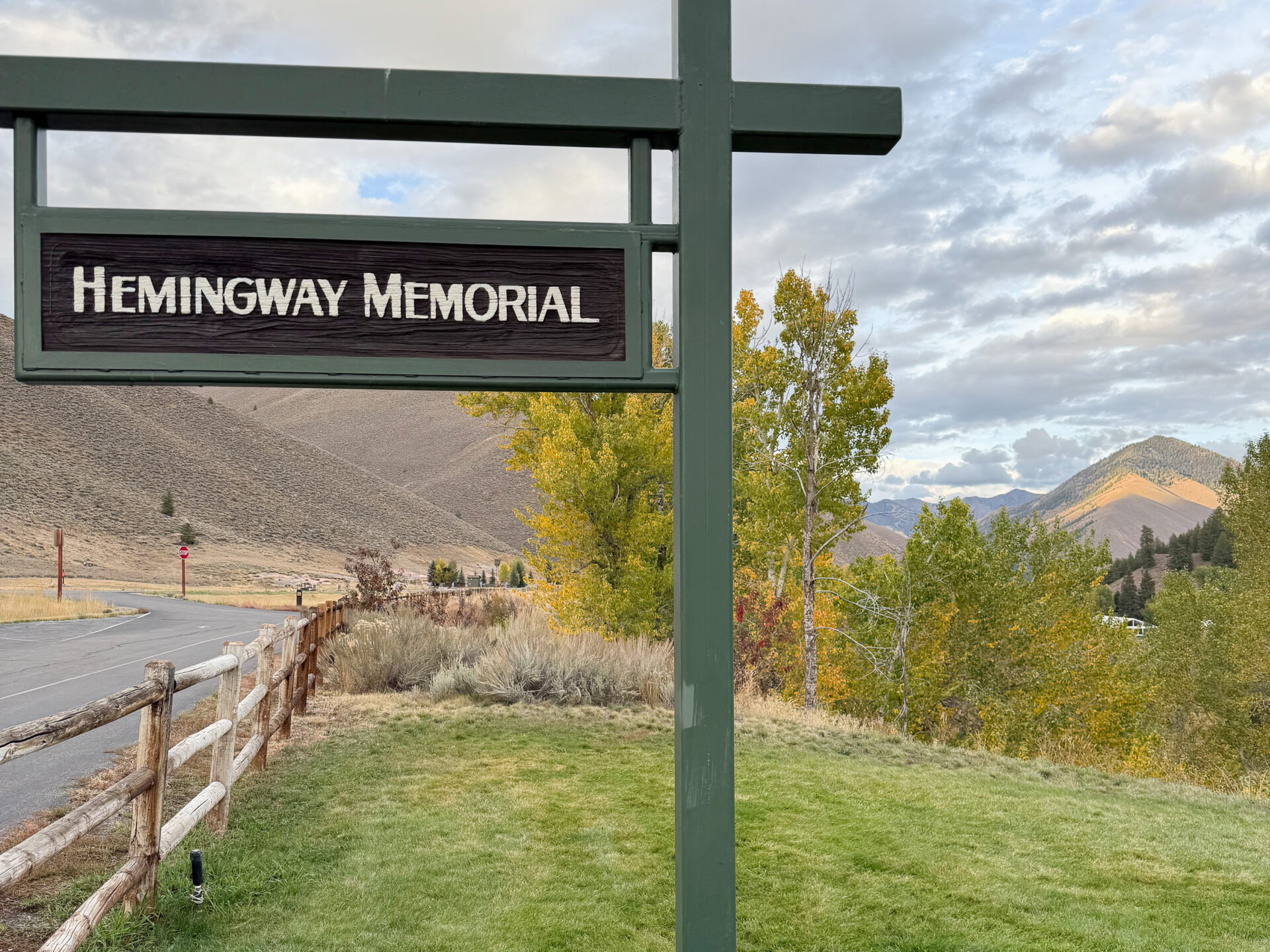 Am Ortsausgang von Sun Valley befindet sich eine Gedenkstätte für Ernest Hemingway