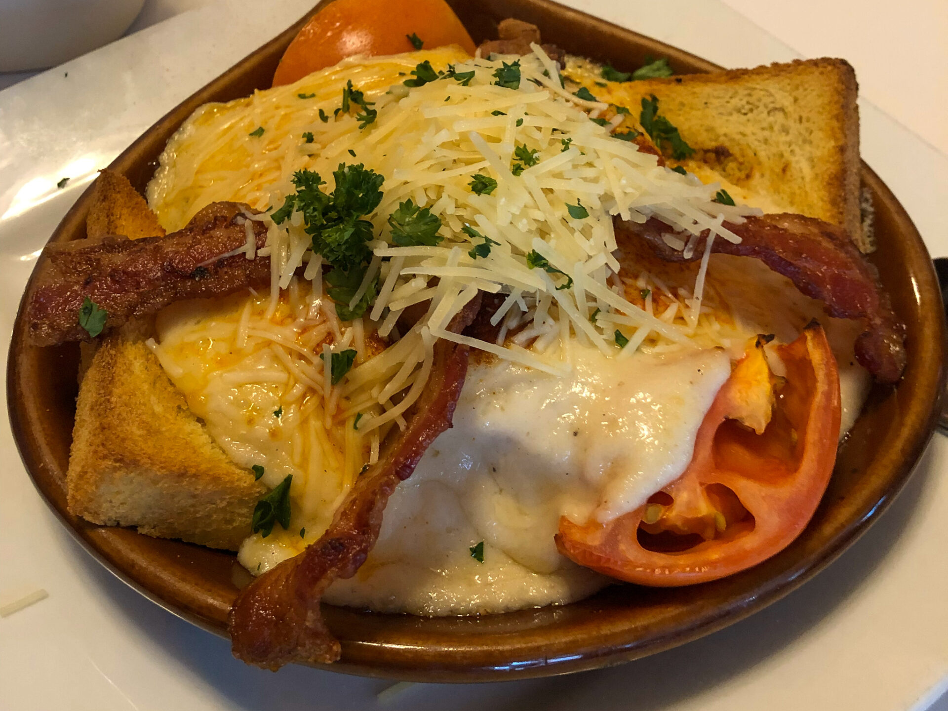 Kentucky Hot Brown - 1 Sandwich Hot Brown in Louisville, Kentucky