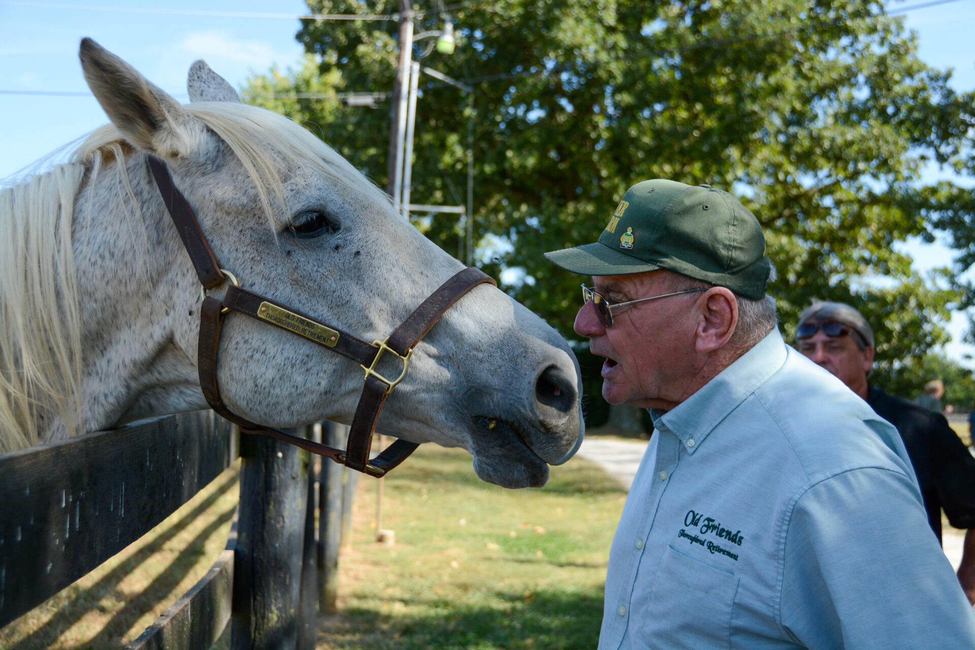 Michael-Blowen-Silver-Charm-Kentucky_Foto-ralf-johnen-2 Michael Blowen mit seinem Pferd Silver Charm im Altersheim für Pferde in Kentucky
