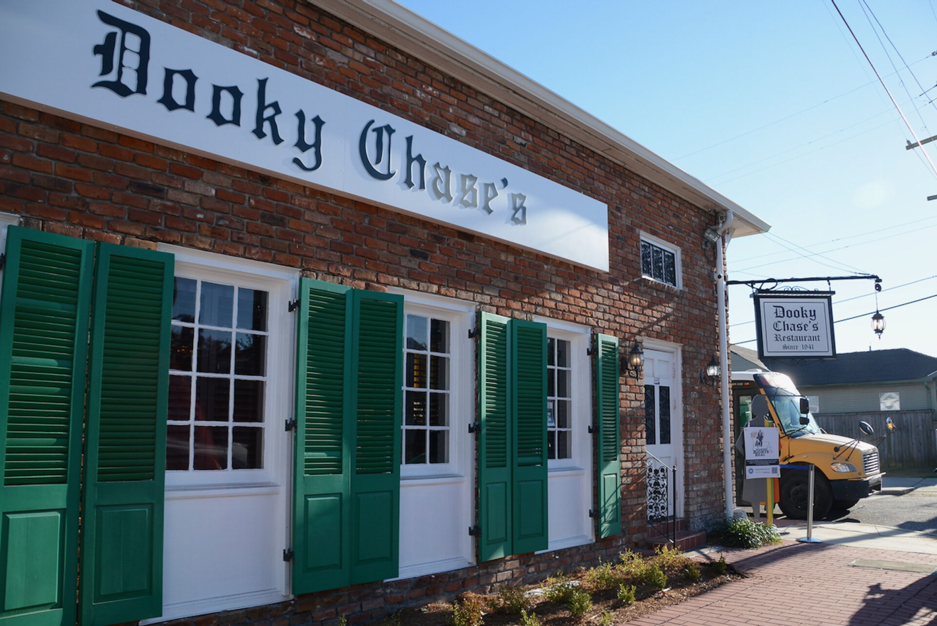 aussenansicht-dooky-chase-restaurant-new-orleans_foto-ralf-johnen Das Lokal Dooky Chase's Restaurant gehört zu den wichtigen historischen Schauplätzen der Bürgerrechtsbewegung in New Orleans