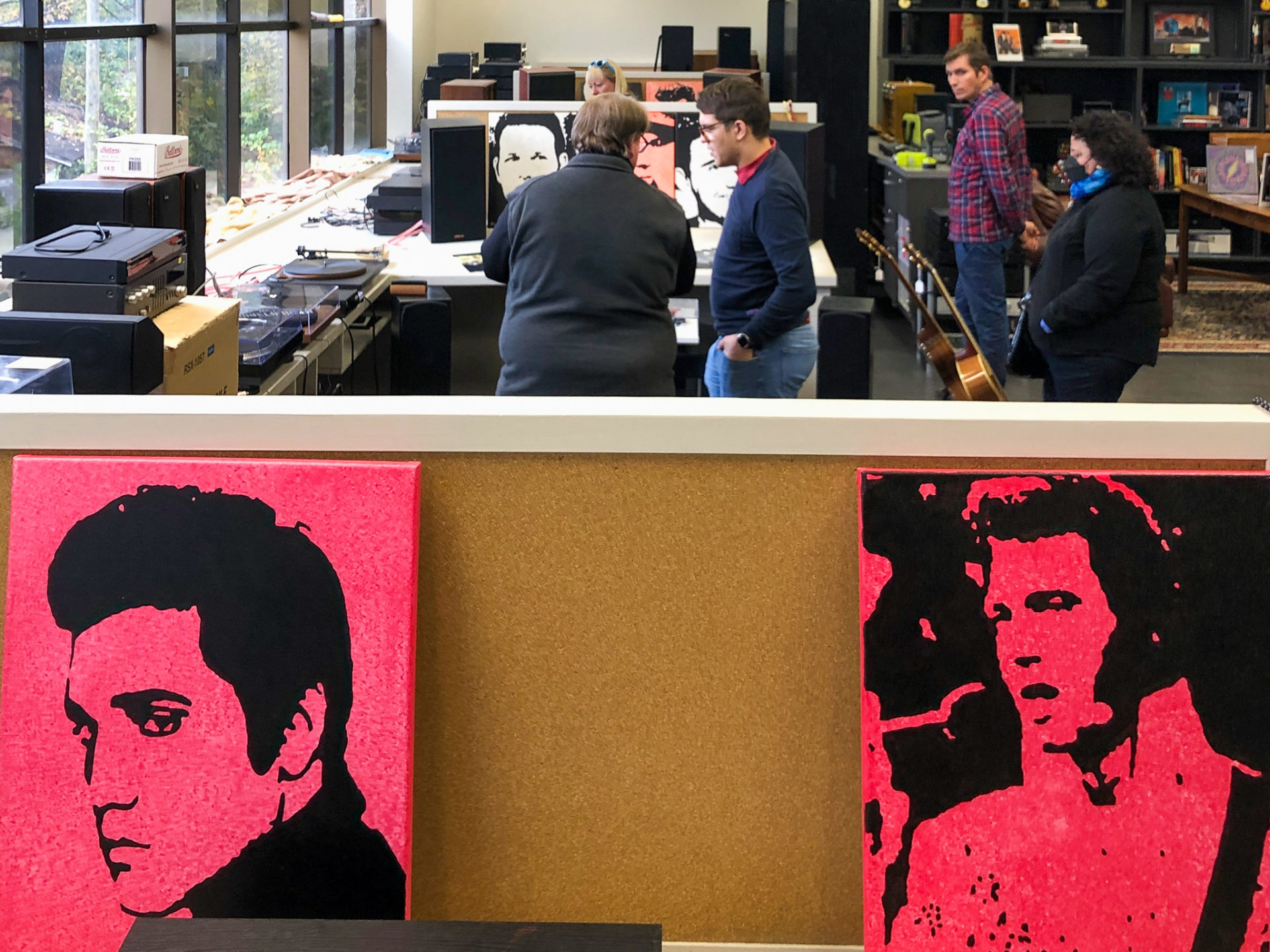 elvis-bilder-little-shop-of-music-shreveport_foto-ralf-johnen Blick in einen Plattenladen in Shreveport