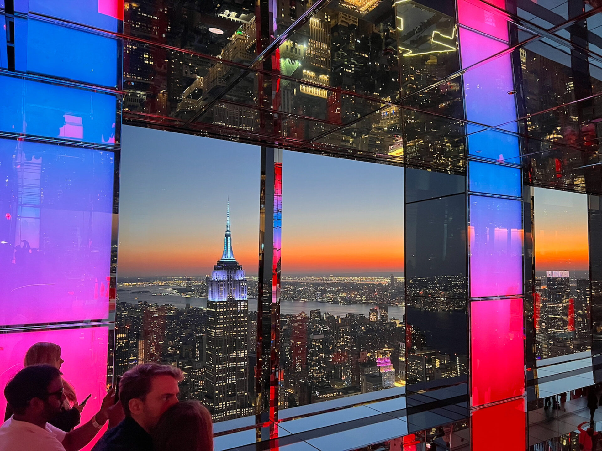 empire-state-building-one-vanderbilt-new-york-city_foto-ralf-johnen Blick auf New York und das Empire State Building mit Spiegeln im One Vanderbilt