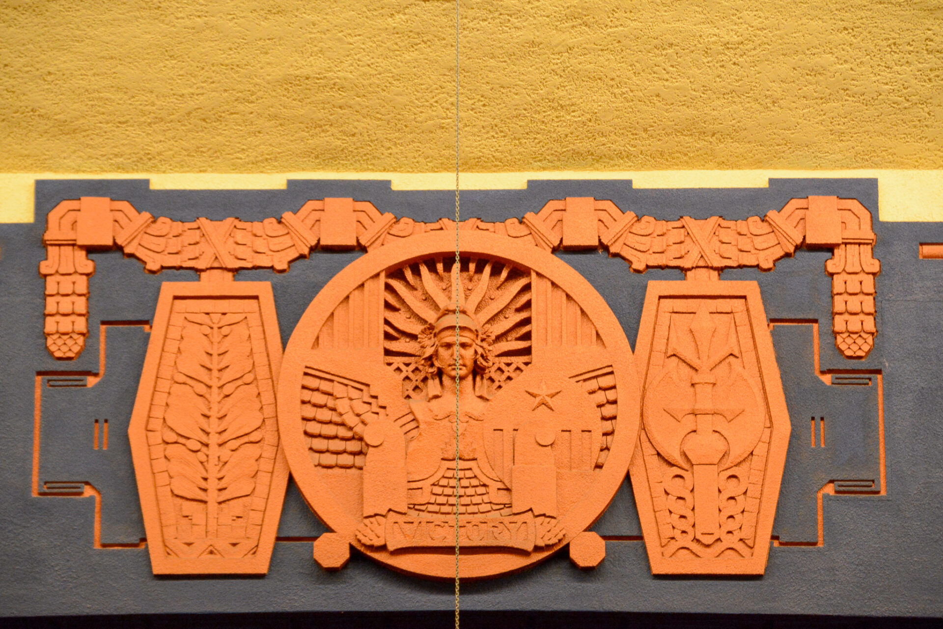 ornamente-shreveport-municipal-auditorium_foto-ralf-johnen Ornamente an der Fassade des Shreveport Municipal Auditorium