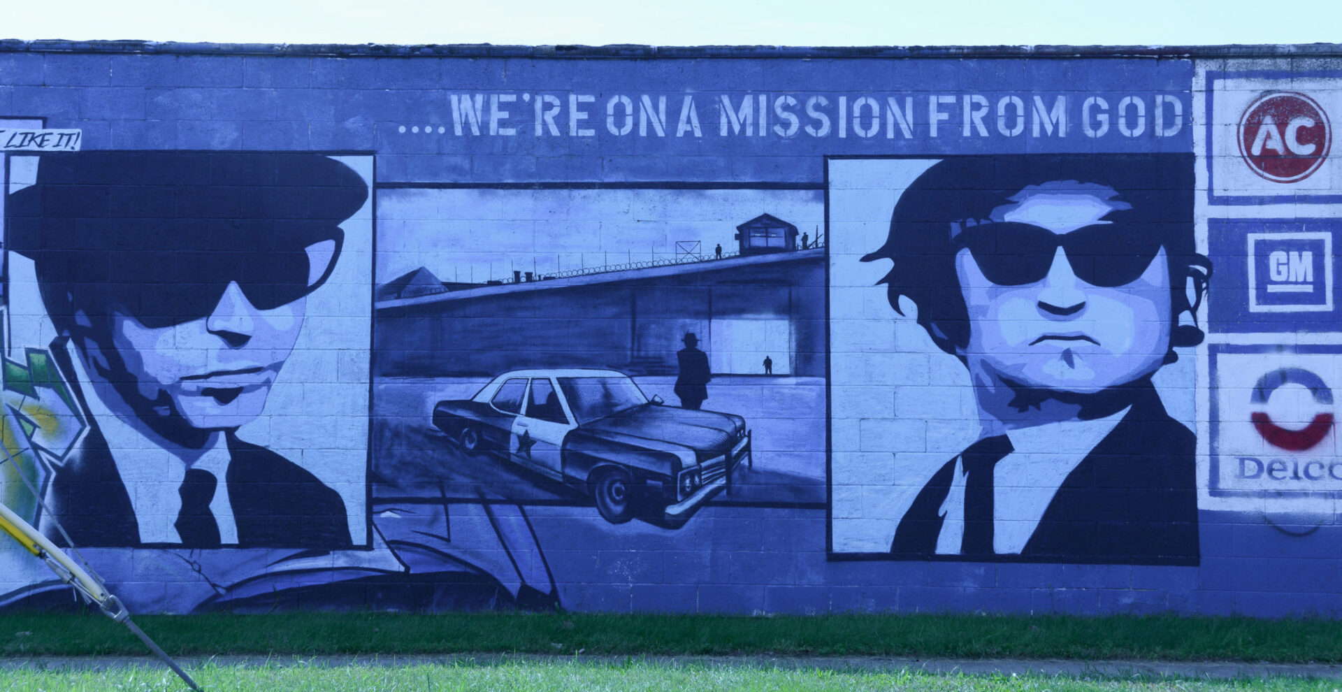 Ein Wandgemälde mit Jake und Elwood Blues in Joliet im US-Bundesstaat Illinois nicht weit entfernt vom Startpunkt der Route 66 in Chicago