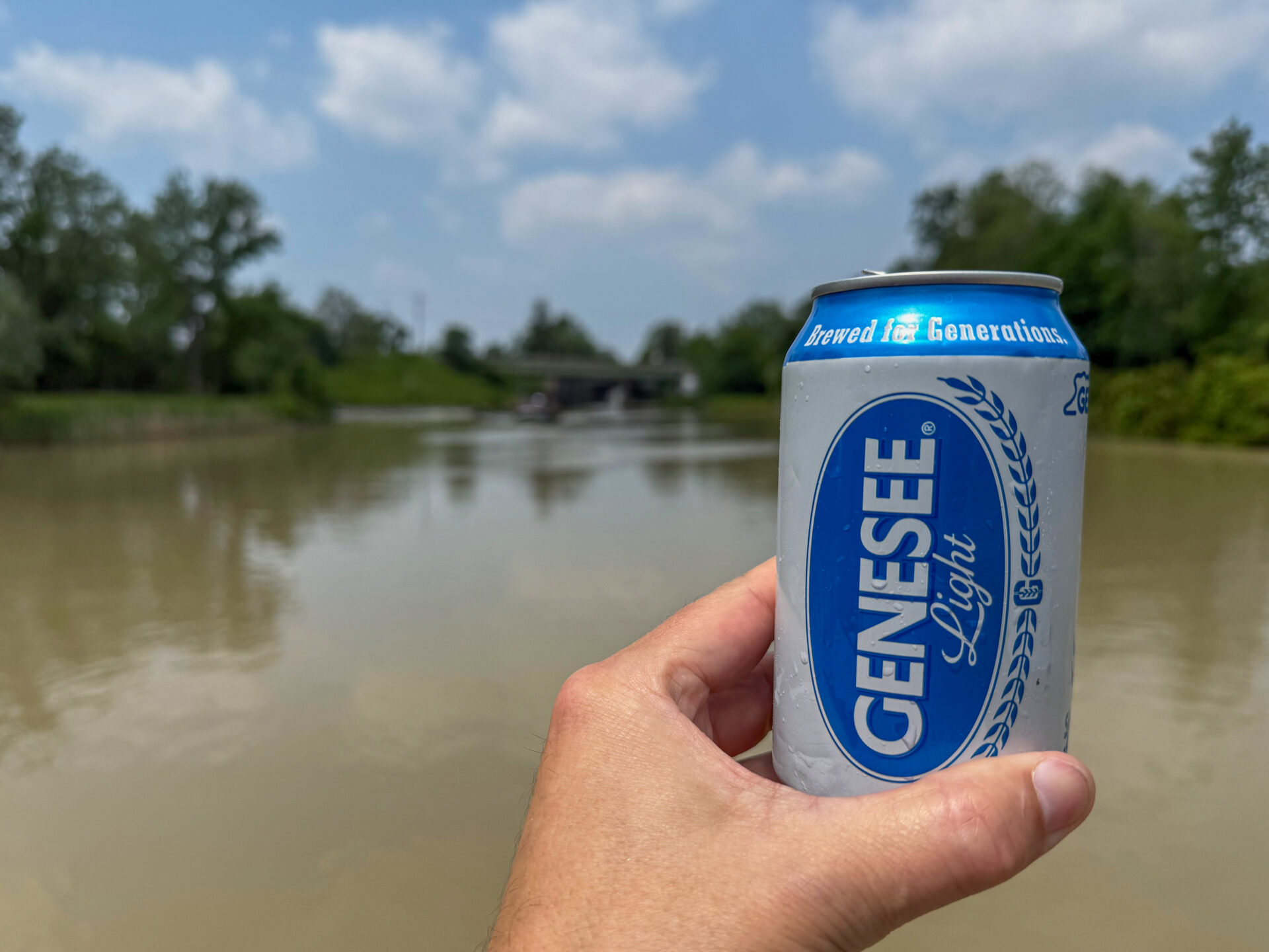 Dose Genesee Bier bei der Bootstour auf dem Erie Kanal
